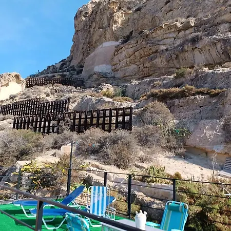 Comfortable House With Sea View In + Garden Holiday home *